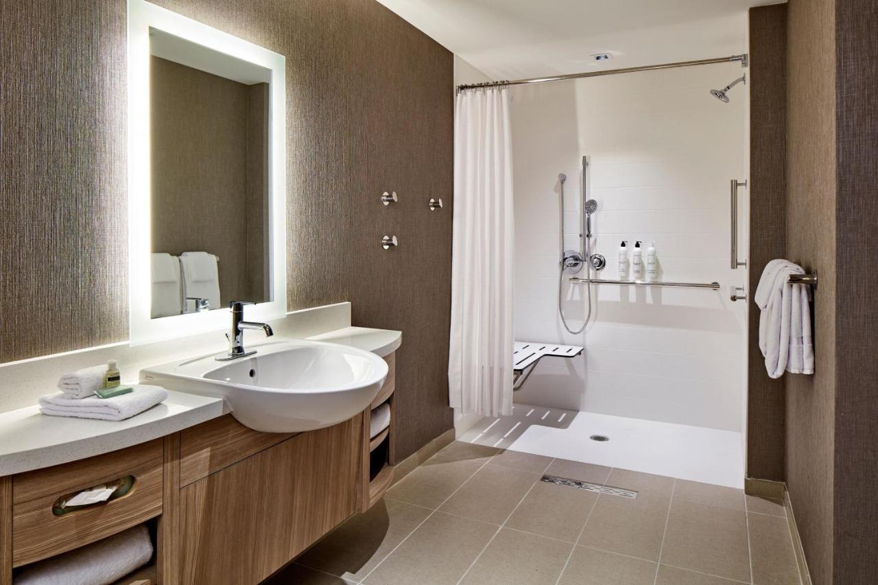 Springhill Suites By Marriott Los Angeles Downey Bagian luar foto