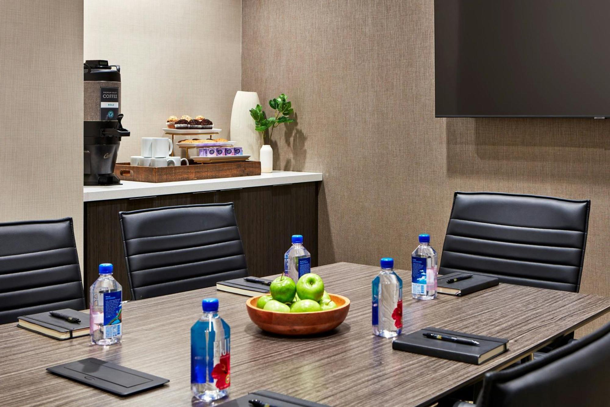 Springhill Suites By Marriott Los Angeles Downey Bagian luar foto